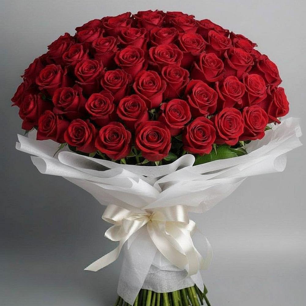 Букет 101 Красная роза Блэк Мэджик в Каменске-Шахтинском