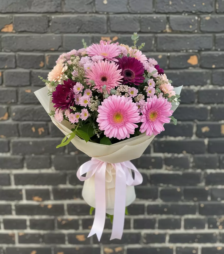 Букет цветов из: Герберы и Хризантемы в Каменске-Шахтинском