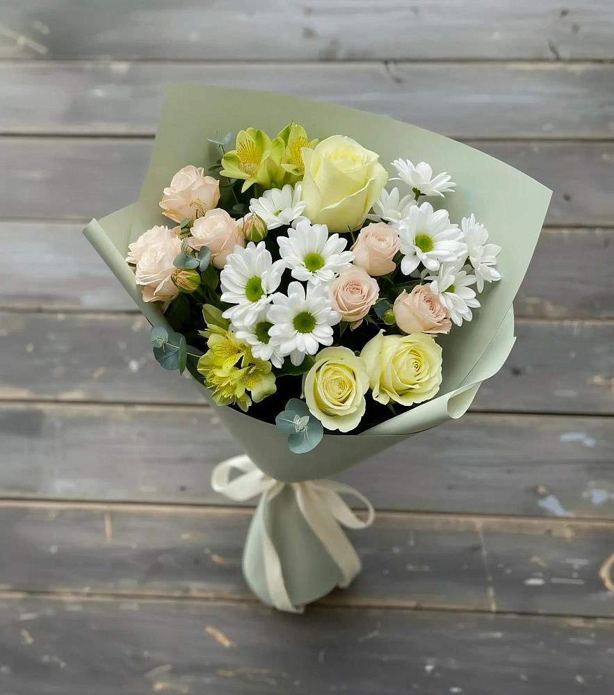 Букет цветов из: Альстромерии, Розы и Хризантемы в Каменске-Шахтинском