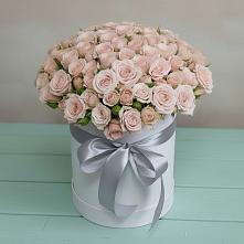 Цветочная композиция из Розы в шляпной коробке в Каменске-Шахтинском