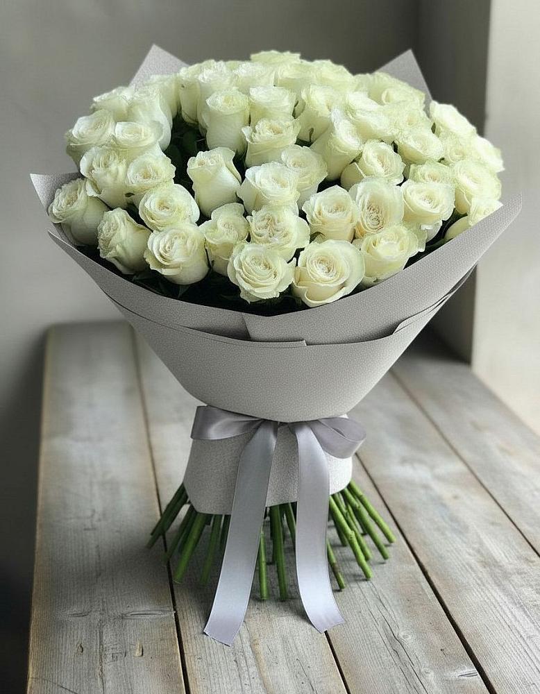 Букет 35 Белых роз в Каменске-Шахтинском