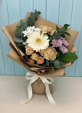Букет цветов из:  Герберы и Хризантемы в Каменске-Шахтинском