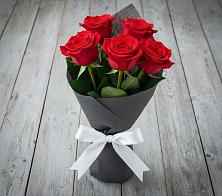 Букет 5 Красных роз Эдлесс Лав #REPLACE_PRED# Каменске-Шахтинском