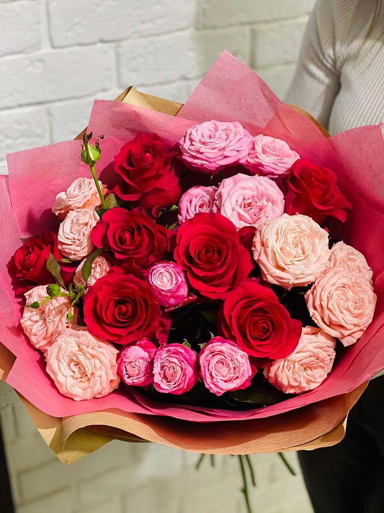 Букет цветов из: Розы в Каменске-Шахтинском
