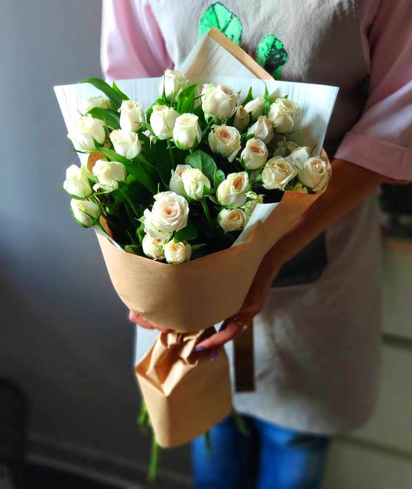 Букет цветов из: Розы в Каменске-Шахтинском