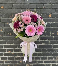Букет цветов из:  Герберы и Хризантемы в Каменске-Шахтинском