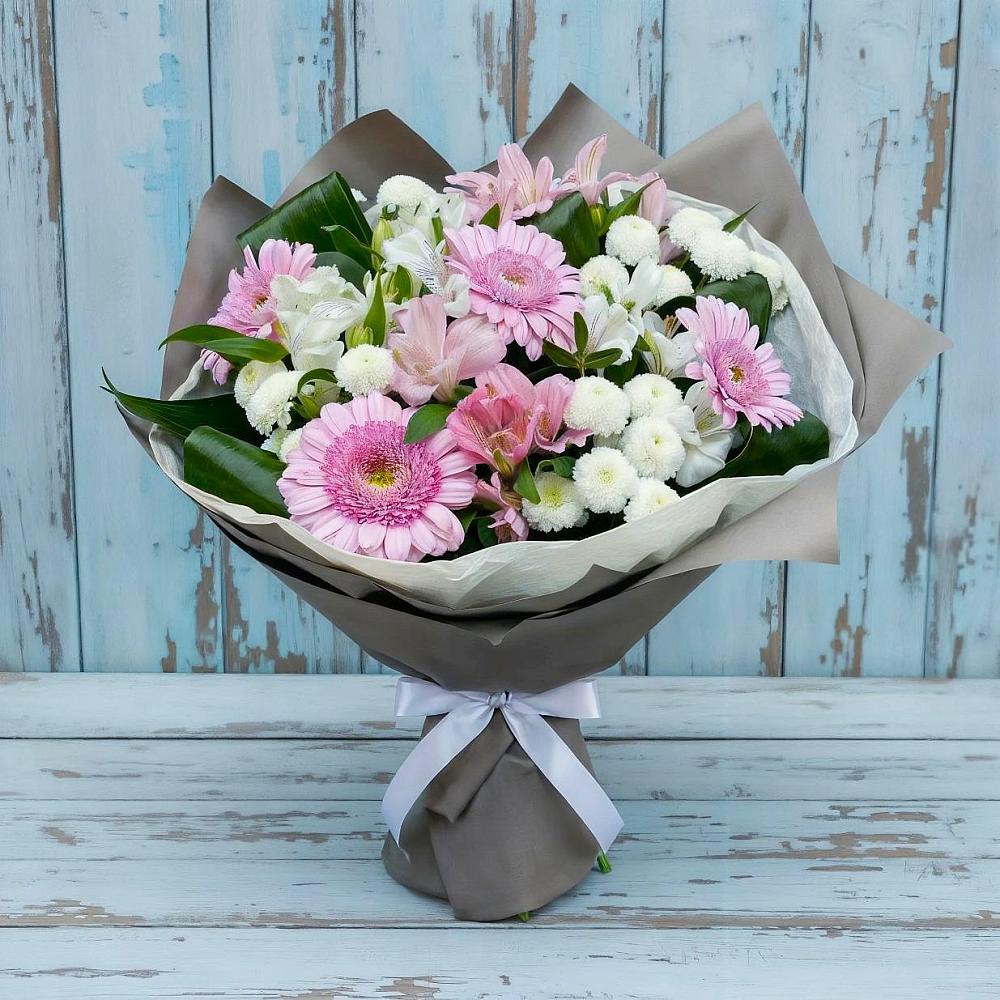 Букет цветов из: Герберы, Альстромерии и Хризантемы в Каменске-Шахтинском